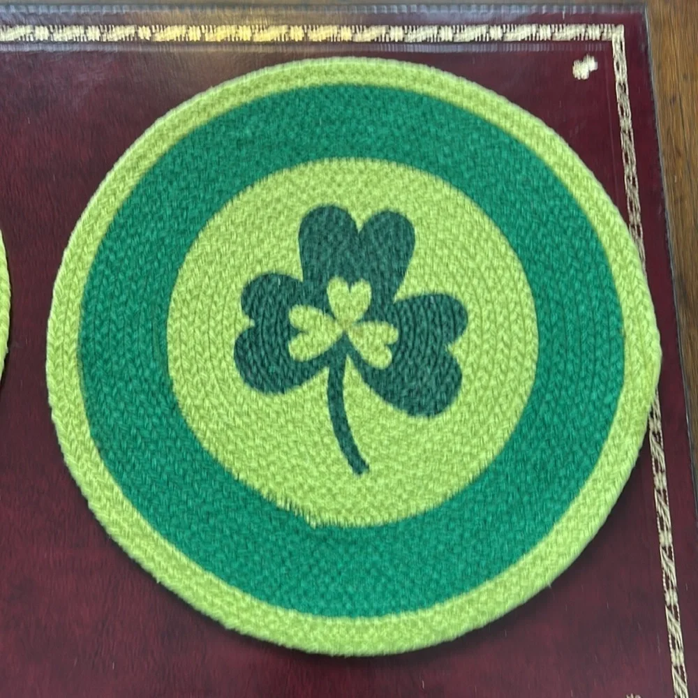 Shamrock Woven Placemat Decor Tablescape Centerpiece Pottery Barn EUC